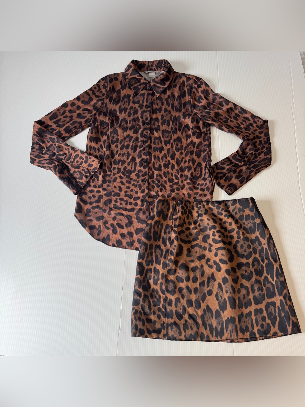 H&M Leopard Print Matching Blouse Mini Skirt Set XS / US 2 Mob Wife Y2K Cheetah